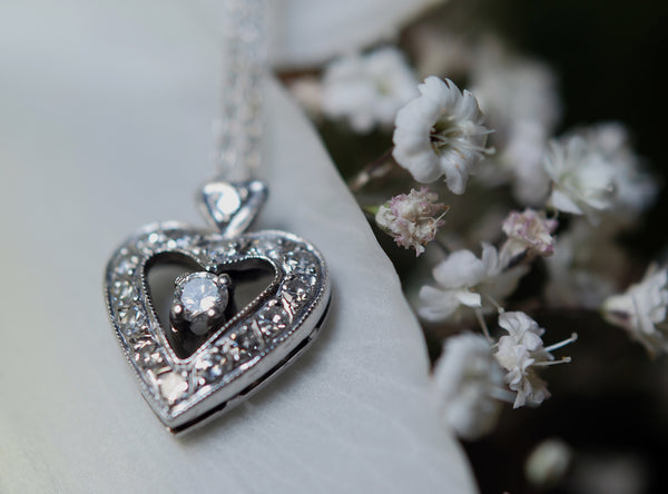 Heart Jewelry Can Create the Magic of Valentines Day